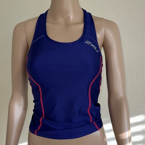 NWT 2XU Women's Blue Sports Bra with Pink Accents Size X Small. - Picture 1 of 13